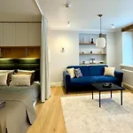 Luxury Apartment In The Heart Of Old Town