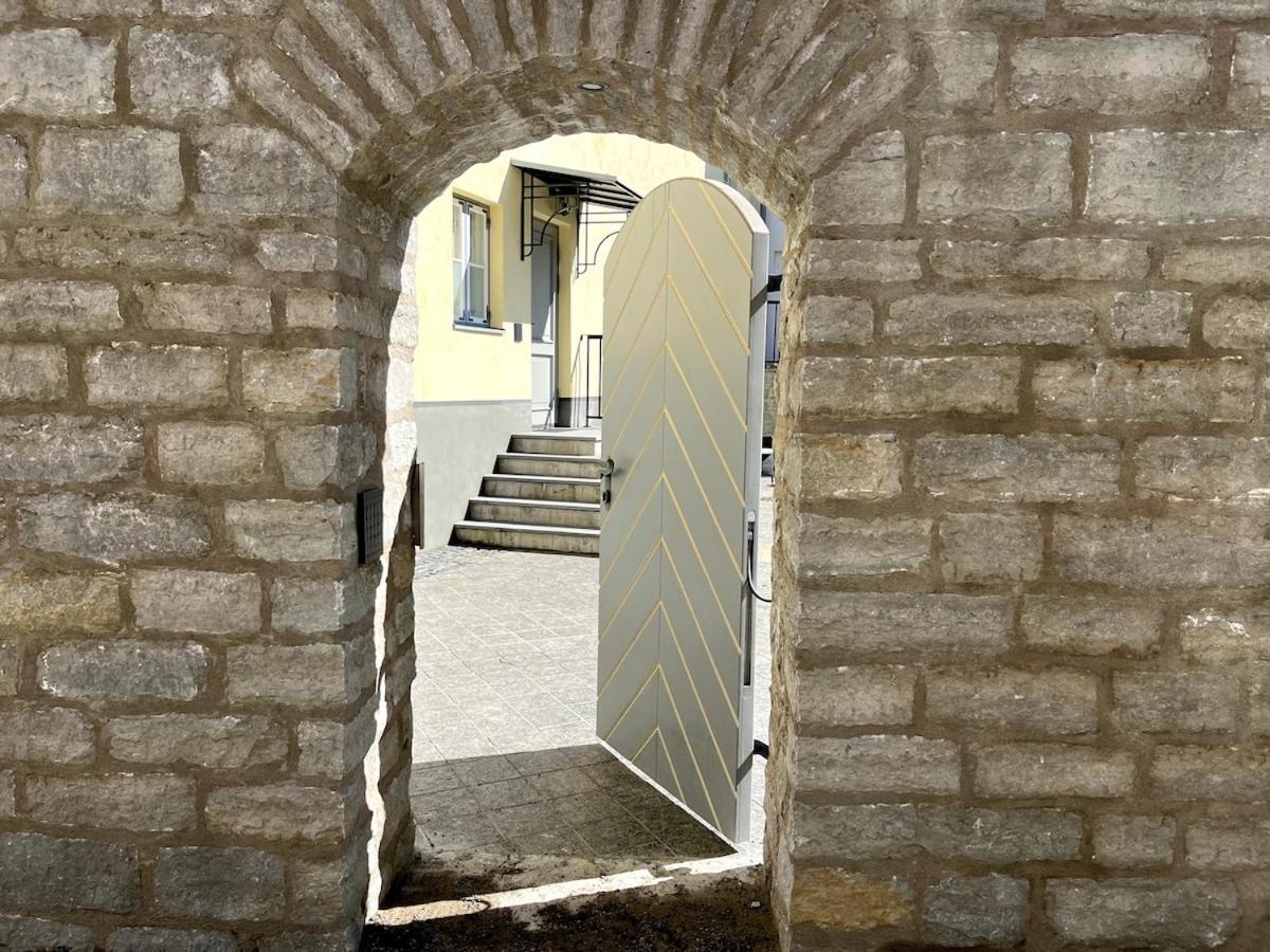 Apartment Luxury In The Heart Of Old Town Tallinn